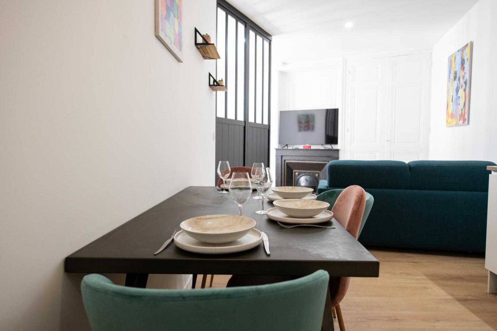 L'Arty - Tres Joli Studio Moderne Place Valmy Lyon Exteriör bild